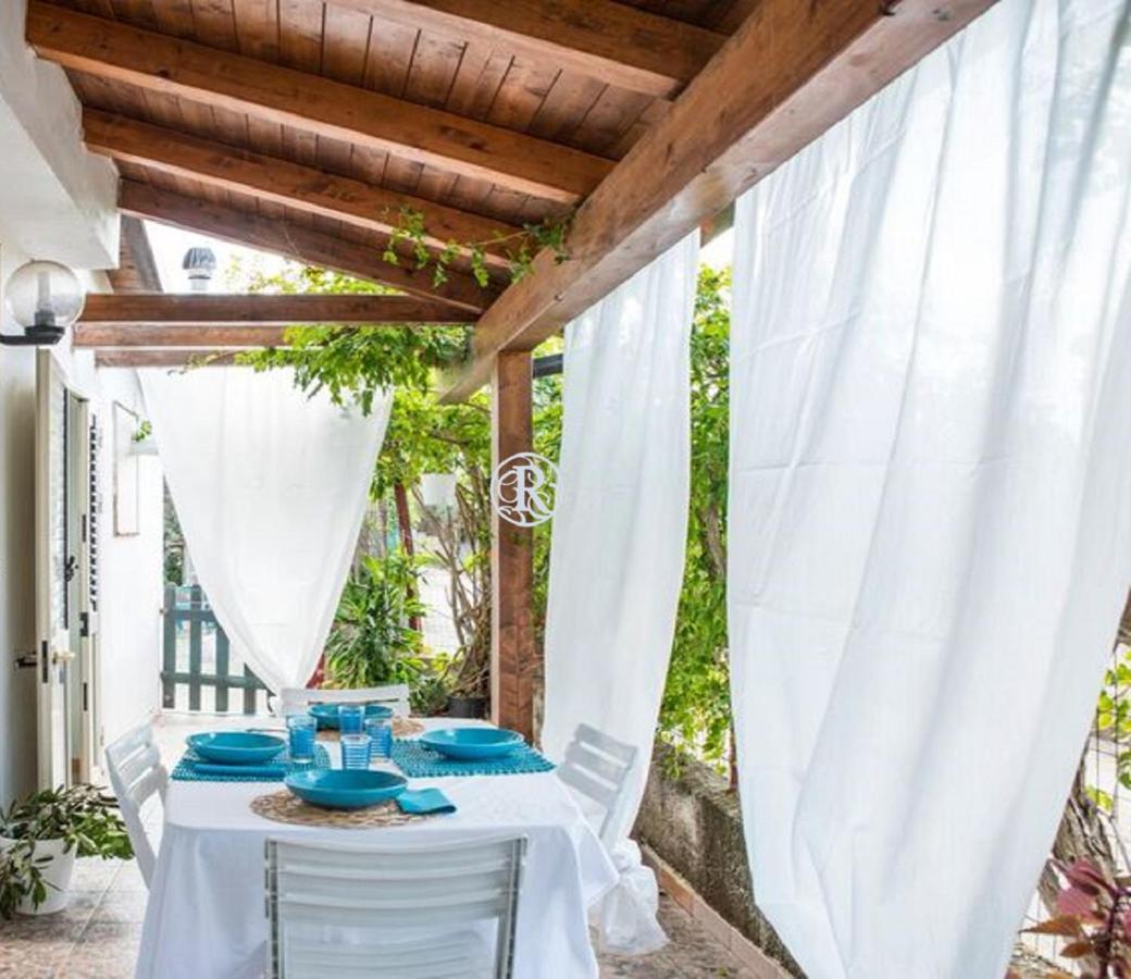 Romantic House Terrazza Vista Mare Санта Мария дел Фокало Екстериор снимка